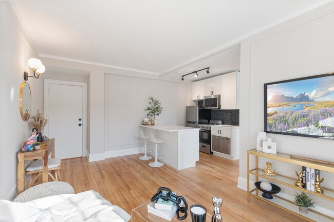 Foto del edificio - 2745 N Hampden Ct