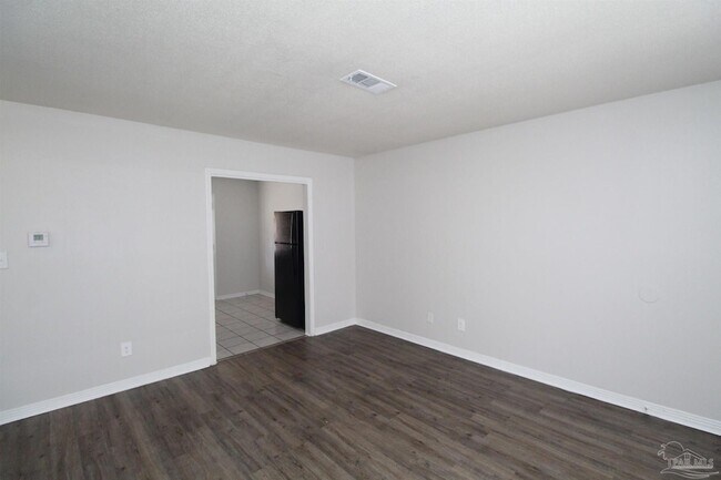 Foto del edificio - 10151 Guidy Ln