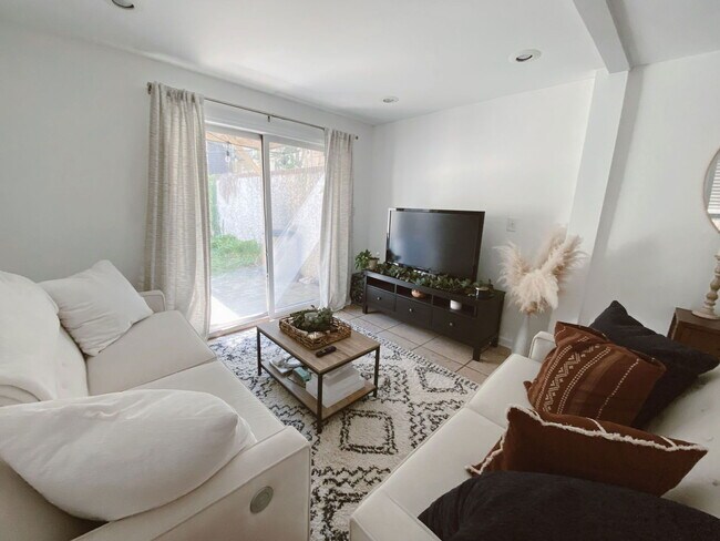 Foto del edificio - 1528 Bainbridge St