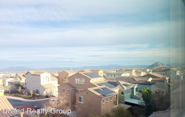 Foto del edificio - 4 br, 2.5 bath House - 66228 Chinatown St