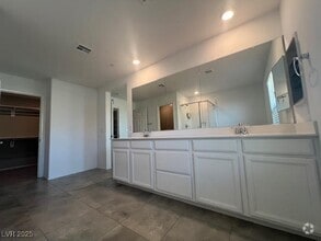 Building Photo - 6222 Mavora Lake St