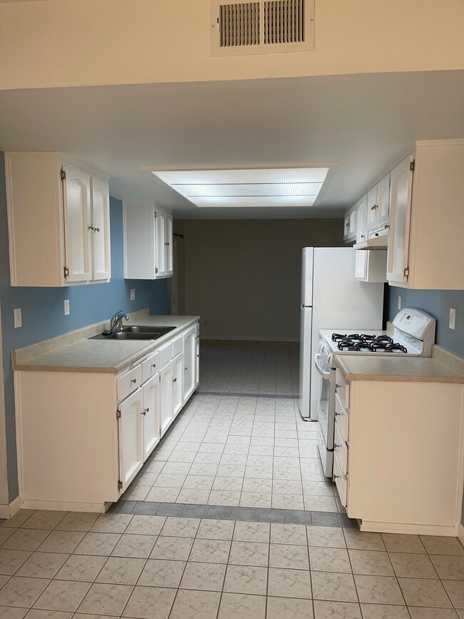 Foto del edificio - 1742 Shepherd Dr