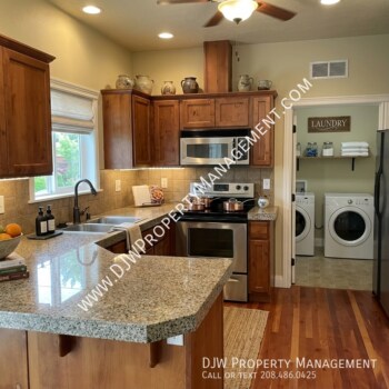 Building Photo - 11966 Sandpiper Ct