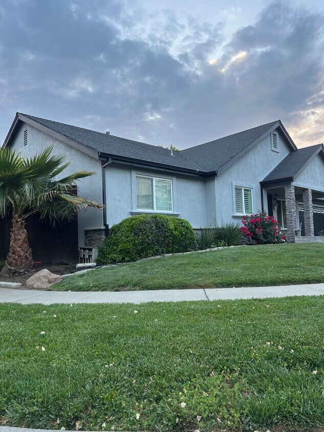 Foto principal - 78 Herlax Cir