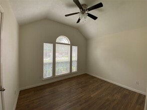 Building Photo - 21615 Rose Mill Dr