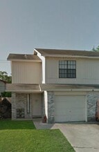 Building Photo - 202 N Commonsway Dr