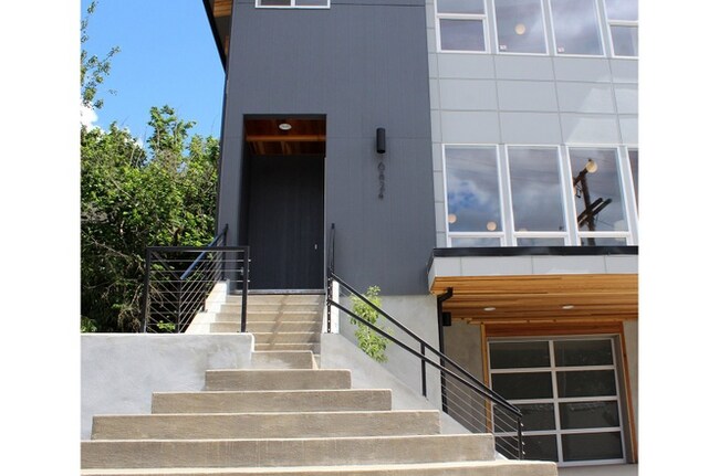 Photo - 7468 N Catlin Ave Townhome