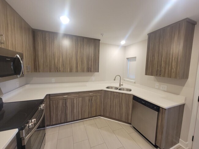 Foto del edificio - 1111 N Thompson St