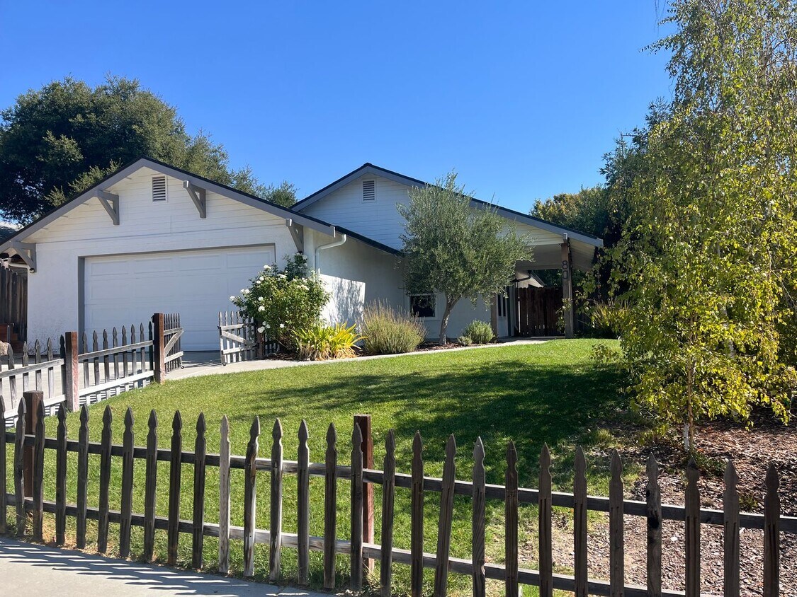 Primary Photo - Desirable Home in an Established community...