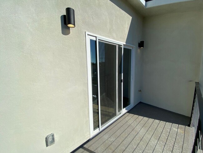 Foto del edificio - 5225 Tipton St