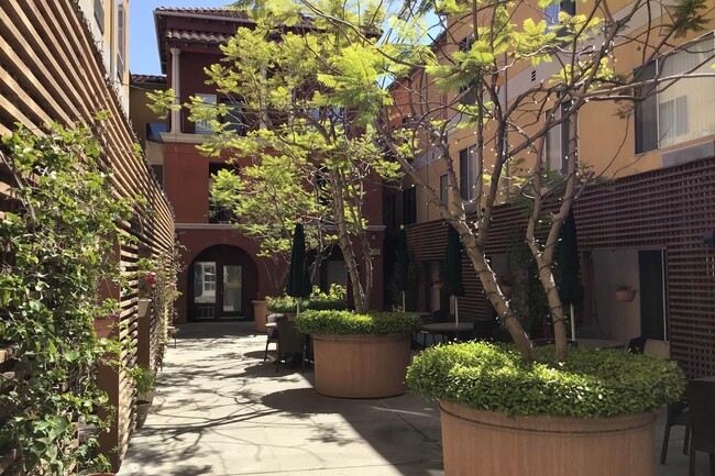 Foto del edificio - Atrium Garden