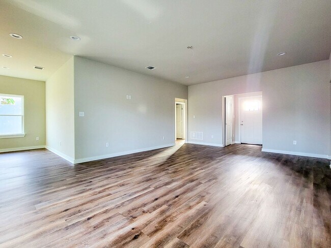 Foto del edificio - Gorgeous 3 Bed 2 Bath Home in Corsicana!