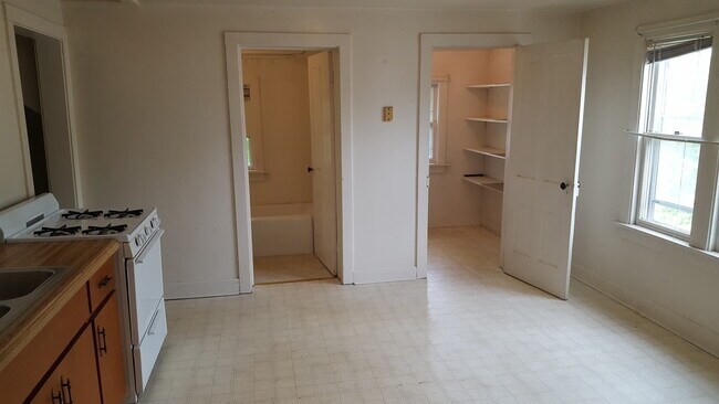 Foto del edificio - 419 N 2nd Ave