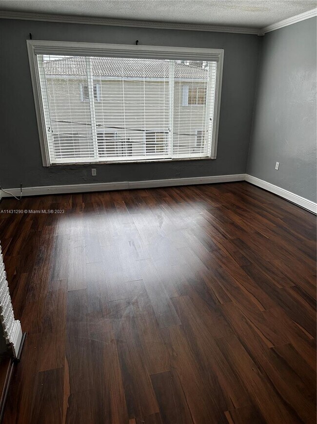 Building Photo - 20490 NW 7th Ave