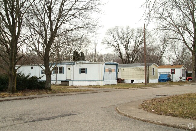 Foto del edificio - 2410 Carmody Blvd