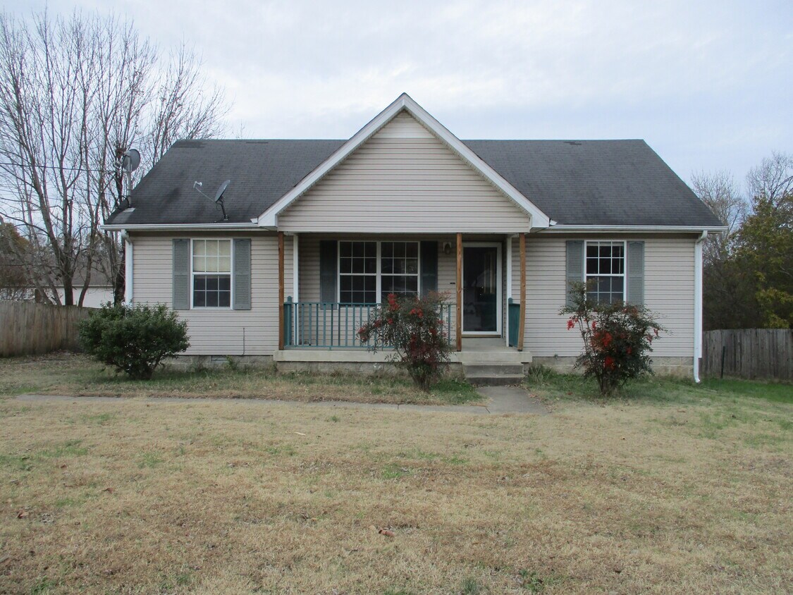 Primary Photo - 1526 Ridgemont Dr