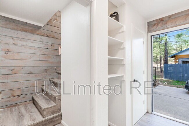 Building Photo - 4555 S Lake Mary Rd