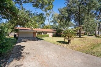 Building Photo - 9214 Bronco Dr