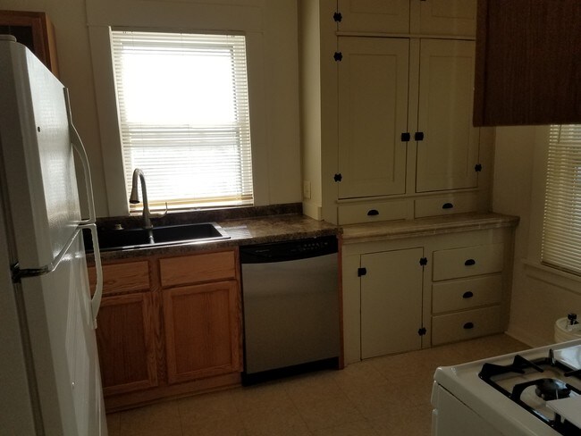 Kitchen - 1193 25th St