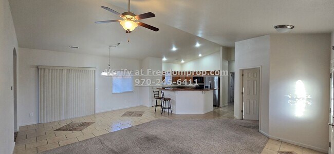 Foto del edificio - Newer 4 Bedroom 2 Bath Fruita