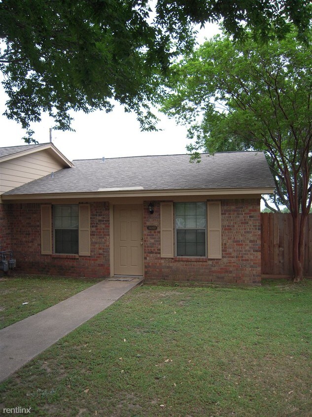 3606 Forestwood Dr, Bryan, TX 77801 Townhome Rentals in Bryan TX