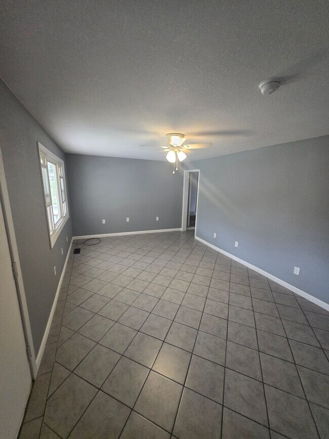 Foto del edificio - Newly Remodeled 3 Bedroom Home in Mosheim, TN – Move-In Ready!