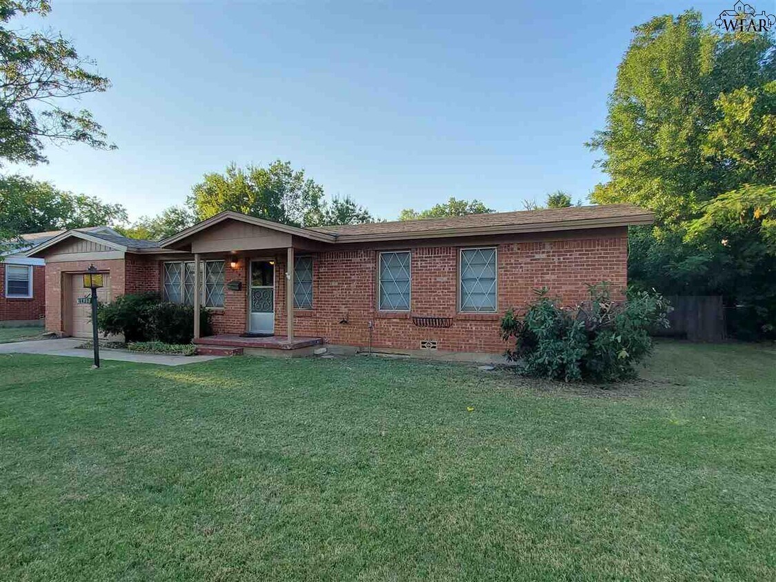 4402 Phillips Dr, Wichita Falls, TX 76308 House for Rent in Wichita