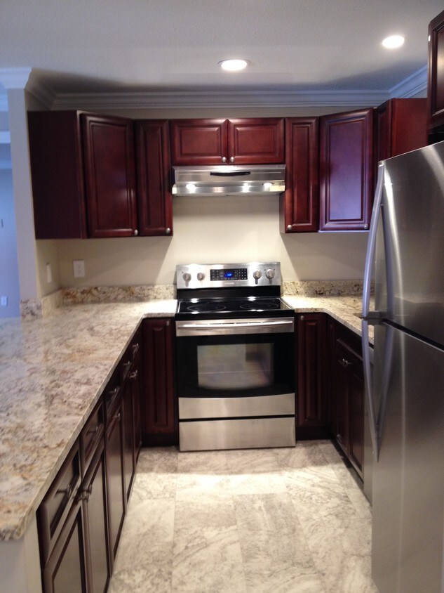 11 Church St, Salem, MA 01970 Apartments in Salem, MA