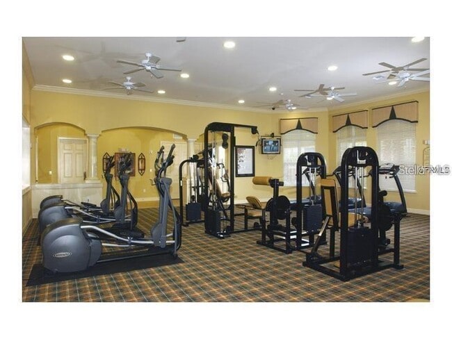 Building Photo - 10209 Courtney Palms Blvd