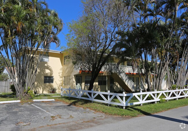 Foto del edificio - Sunland Apartments