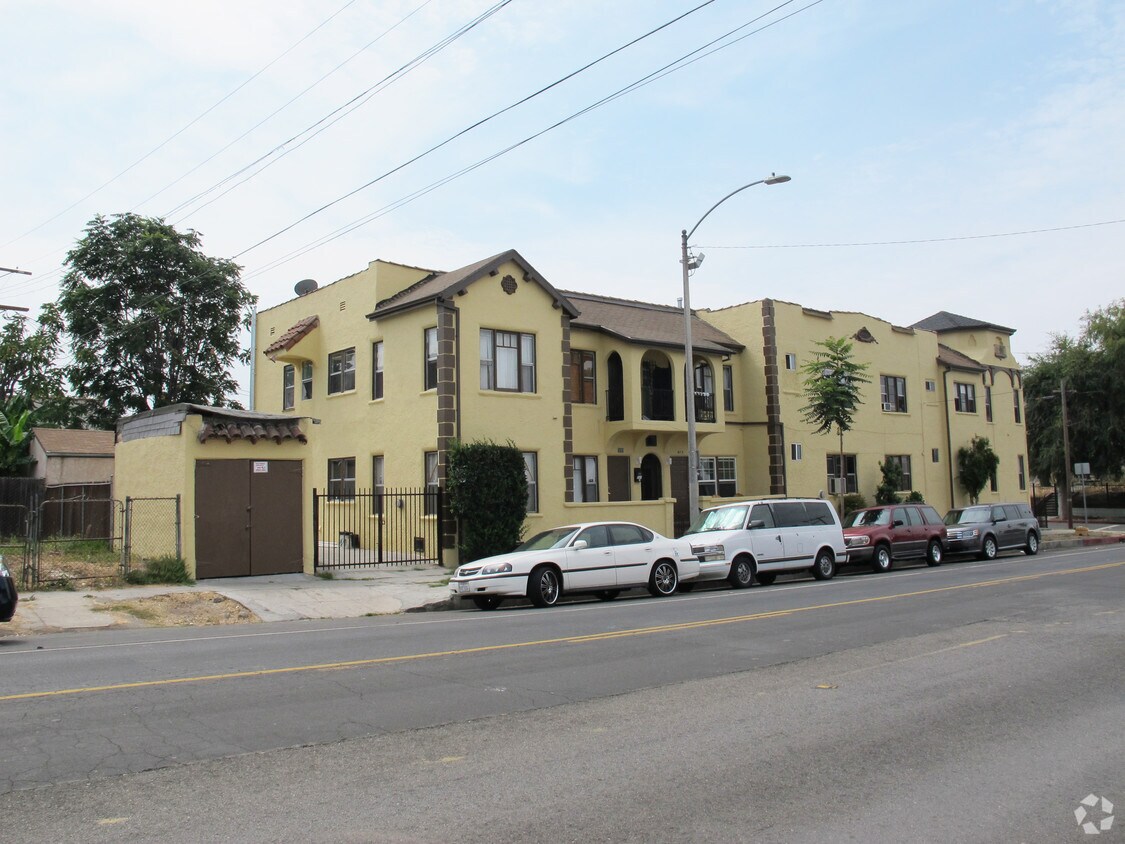 Building Photo - 2801 Folsom St