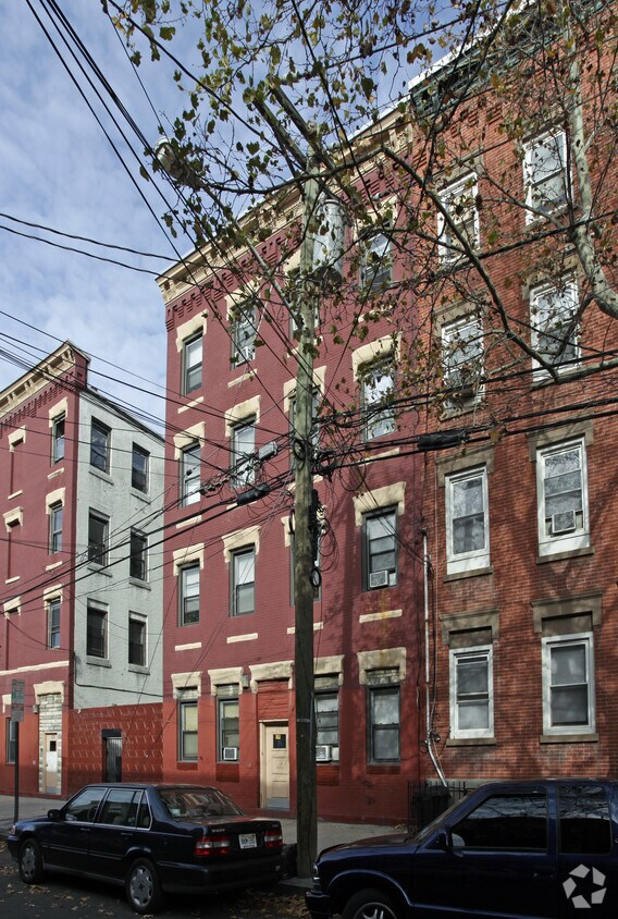 Building Photo - 282 2nd St
