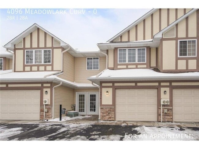 Building Photo - 4096 Meadowlark Curve