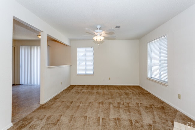 2HAB, 1BA - Casa Grande - Deerfield Apartments
