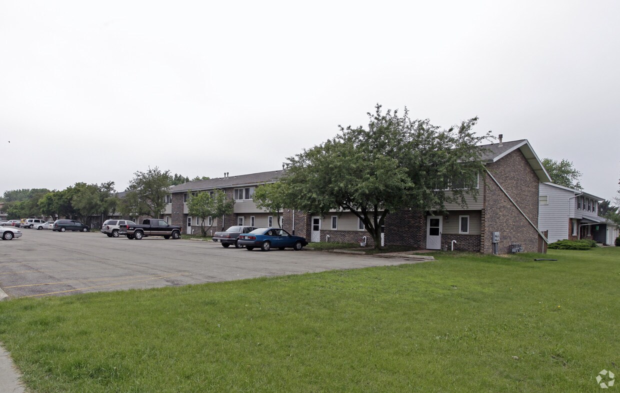 Foto del edificio - Woodlane Townhomes