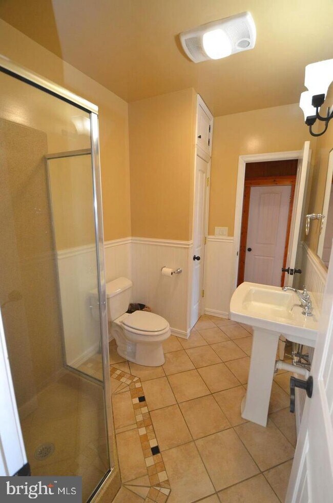 5099 Lerch Dr, Shady Side, MD 20764 House Rental in Shady Side, MD