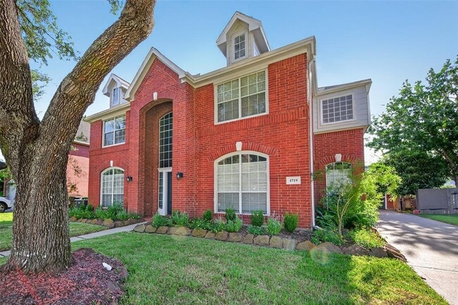 Building Photo - 1719 Park Harbor Estates Dr