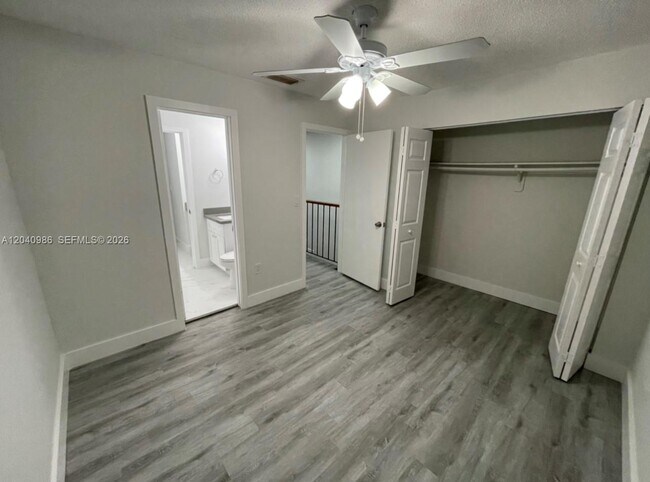 Building Photo - 6854 NW 173rd Dr