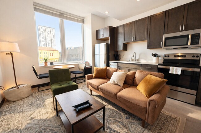 Foto del edificio - 333 W State St