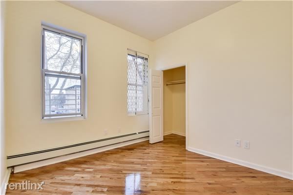 Primary Photo - 234 Hull St