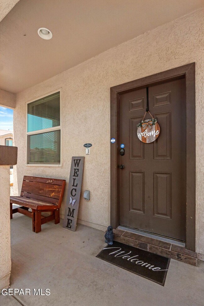 Building Photo - 3701 Loma Cortez Dr