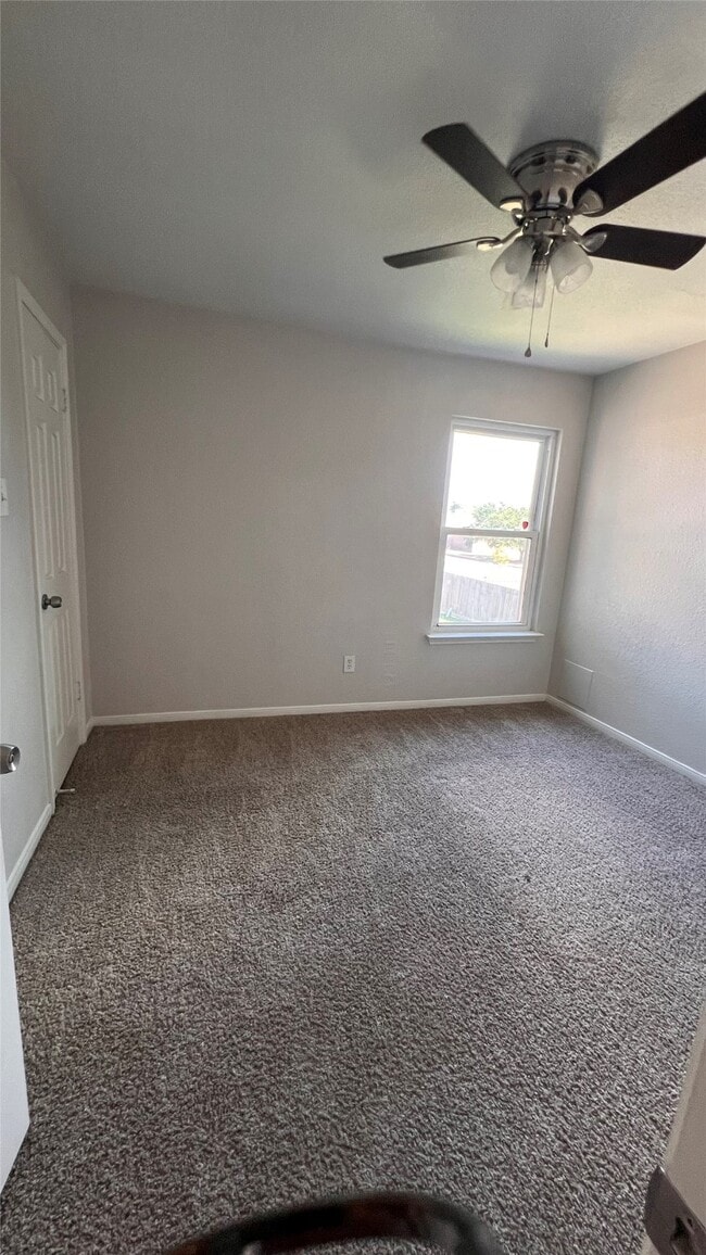 Building Photo - 18938 Yaupon Trail