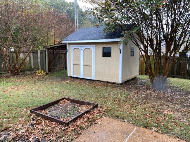 Foto del edificio - 6865 Lagrange Cir N