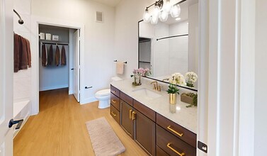 Building Photo - Hartwood