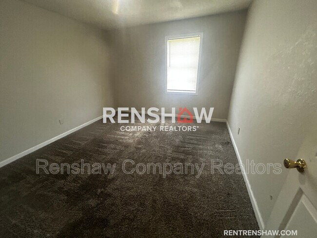 Building Photo - 65 Gus Pope Rd