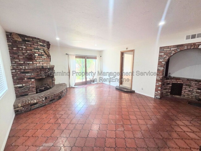 Building Photo - 4137 Layman Ave