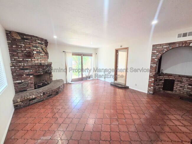 Foto del edificio - 4137 Layman Ave