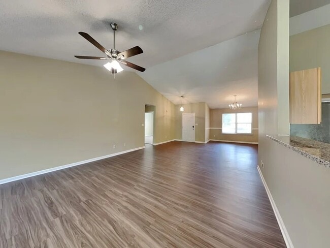 Building Photo - 5150 Avening Ct