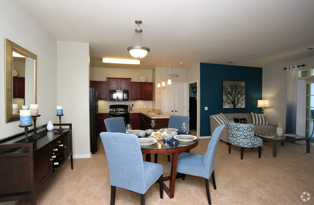 2BR, 2BA - Chesapeake - 62Eleven