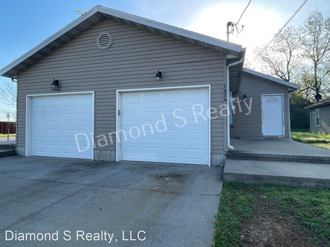 Building Photo - 3 br, 2 bath House - 1454 North Ethyl Avenue